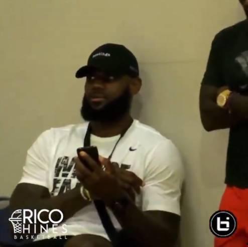 詹姆斯吃瓜的视频,揭秘娱乐圈幕后真相