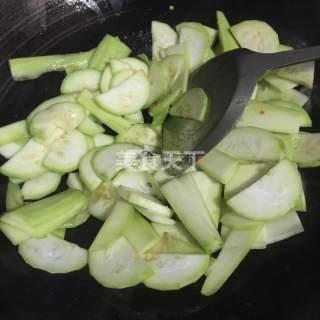 葫儿瓜可以吃吗,美味还是禁忌？揭秘其食用之谜